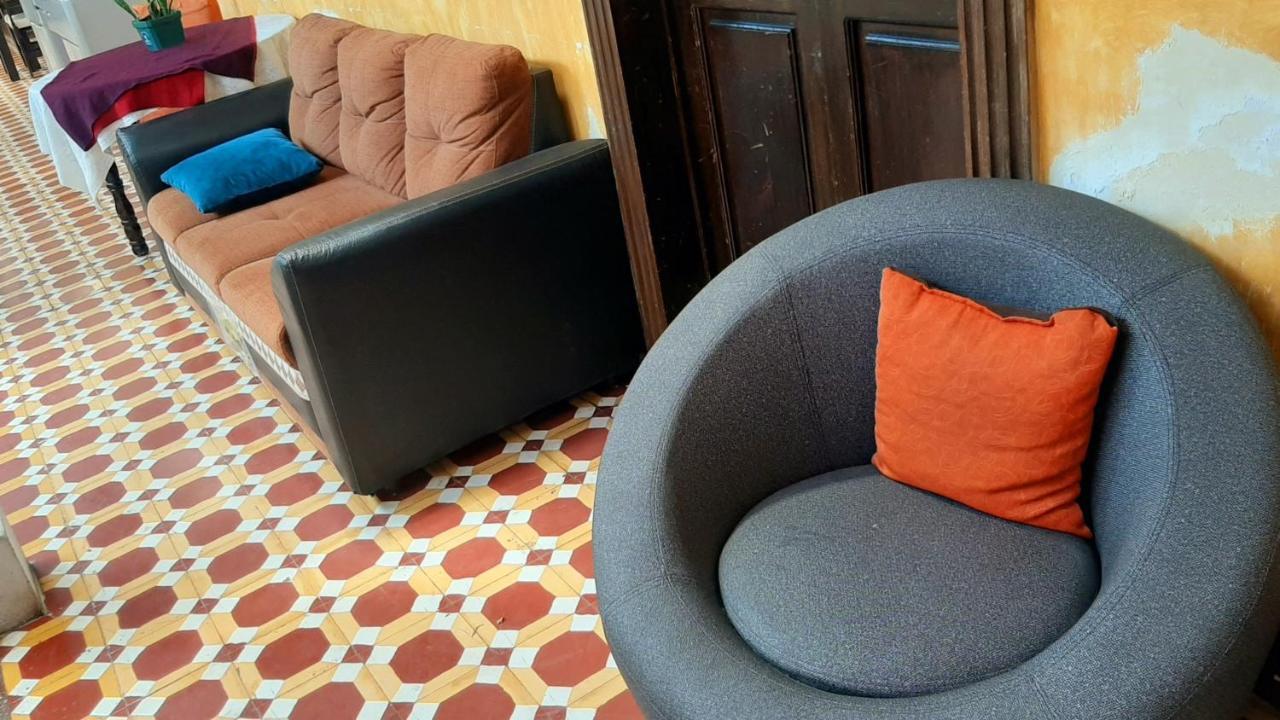 Hotel Antigua House Bagian luar foto