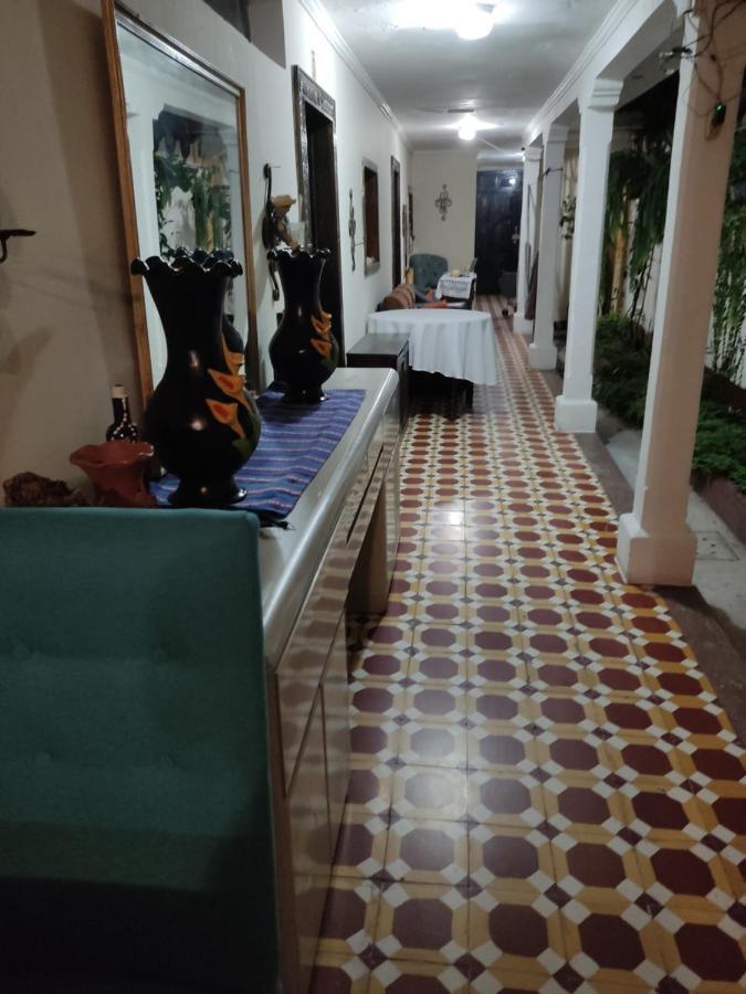 Hotel Antigua House Bagian luar foto